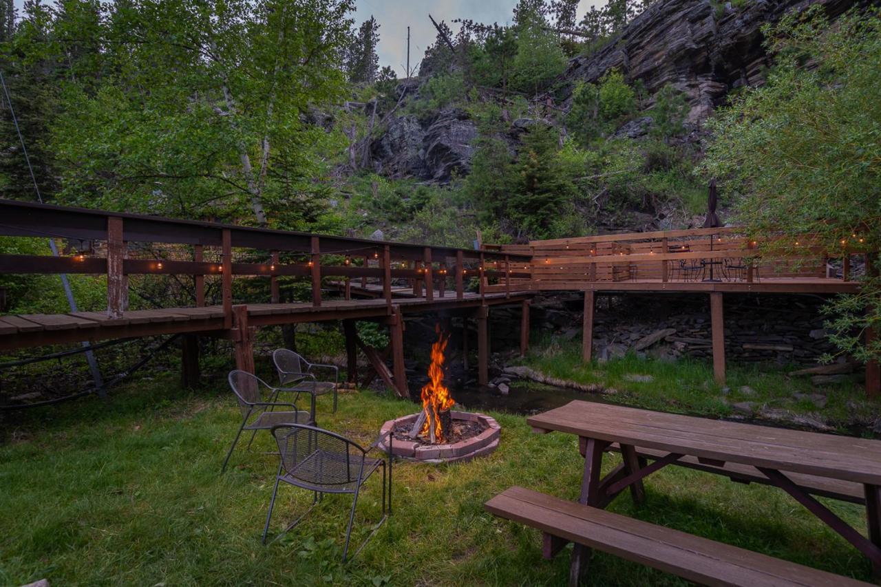 هيل سيتي Harney Camp Cabins المظهر الخارجي الصورة