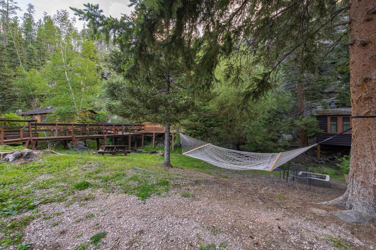 هيل سيتي Harney Camp Cabins المظهر الخارجي الصورة